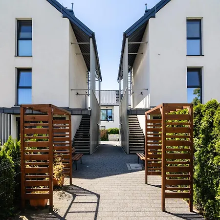Citystay Beautiful With Garden! Apartmán