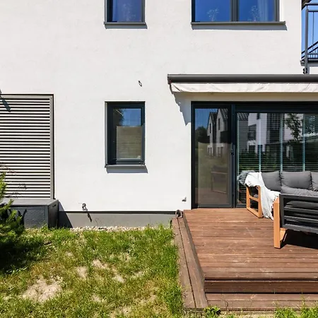 Апартаменты Citystay Beautiful With Garden! Гданьск